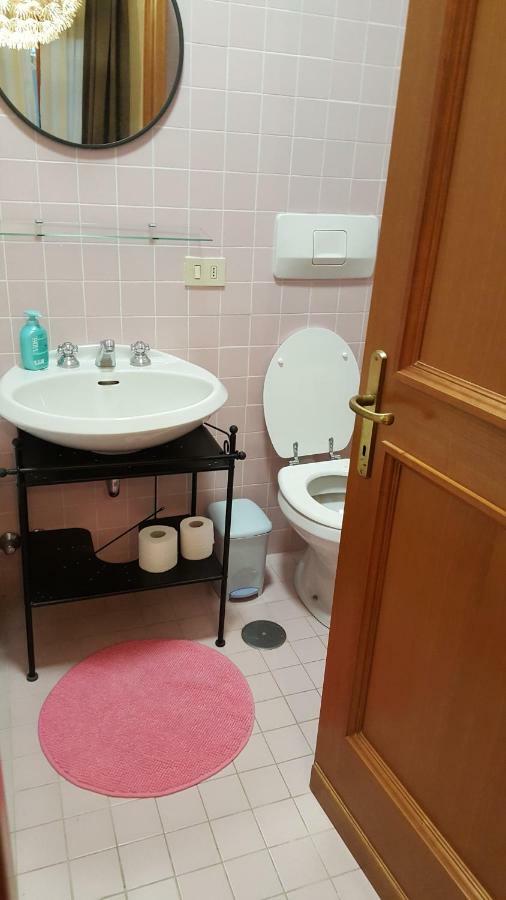 רומא Trastevere Apartment מראה חיצוני תמונה
