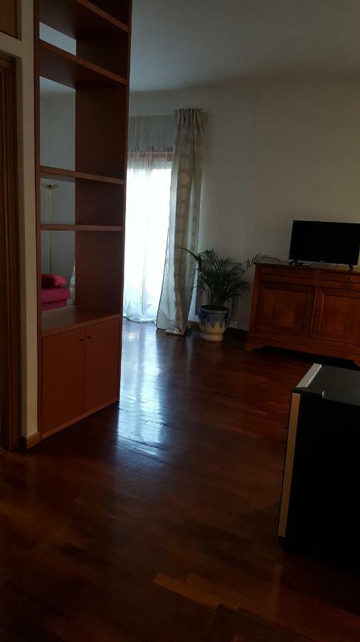 רומא Trastevere Apartment מראה חיצוני תמונה