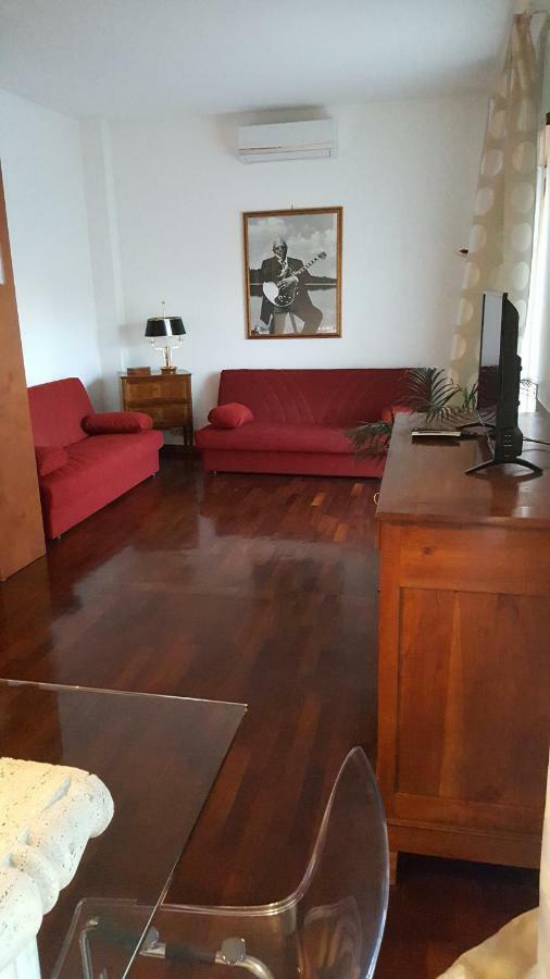 רומא Trastevere Apartment מראה חיצוני תמונה
